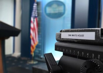 Trump mund të rikthejë ndalimin ndaj tre mediave; CNN, MS NOW dhe Politico i drejtohen gjykatës