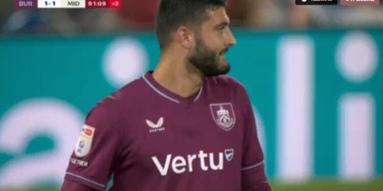 VIDEO/ Armando Broja aktivizohet si zëvendësues, shkakton panik të kundërshtarët, por Burnley vetëm barazon
