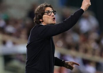 Vanoli kthehet në stol te Fiorentina; përplasje e fortë mes Grossos dhe Paratici