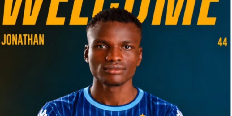 Zyrtare: Dinamo forcon mbrojtjen, prezanton futbollistin 20-vjeçar nga Nigeria