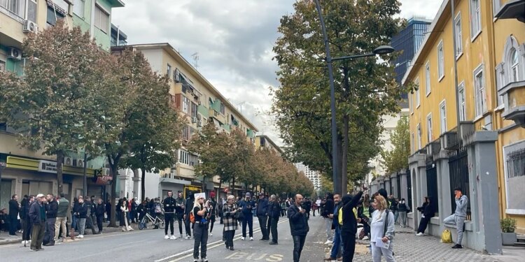 1500 forca policie për protestën e sotme; situatë e qetë para Ministrisë së Arsimit, masa edhe te Kryeministria