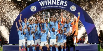 A mund të luajë Mançester City në Champions edhe nëse skualifikohet nga Premier League? Dilema e futbollit anglez