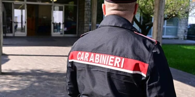 Alarm për bomba në shkollat italiane: rreth 50 godina evakuohen pas e-maileve anonime