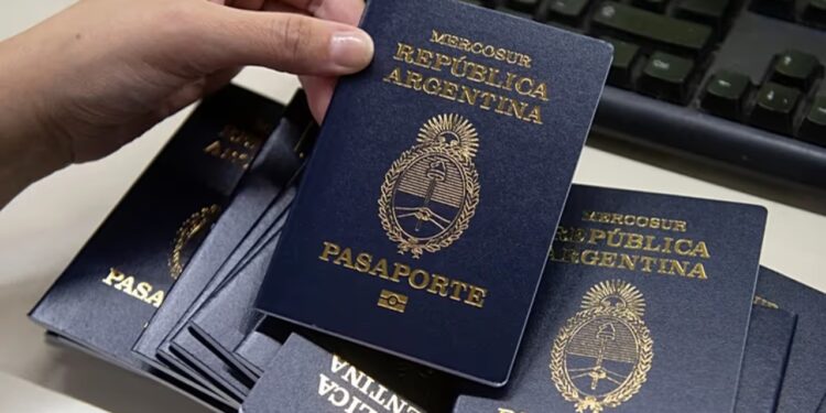 Argjentina nis pasaportën e artë: shtetësi për të huajt e pasur kundrejt investimeve