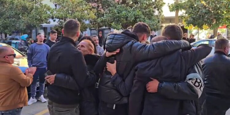 Arrestime në protestën e parë në Durrës; gjykata lë 4 në arrest shtëpie, 18 me detyrim paraqitje