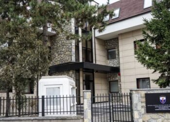 Avokati kërkon nga Gjykata kalimin e afatit për zgjedhjen e Presidentes së Kosovës; Kushtetuese rrëzon kërkesën