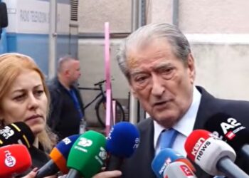 Berisha paralajmëron votën kundër Reformës Territoriale: Rama do të sjellë edhe Ballukun në seancë