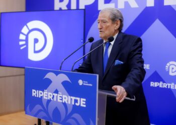 Berisha pas miratimit të Territoriales: Parlamenti, një organizatë kriminale; kemi nisur mbledhjet e firmave për referendum