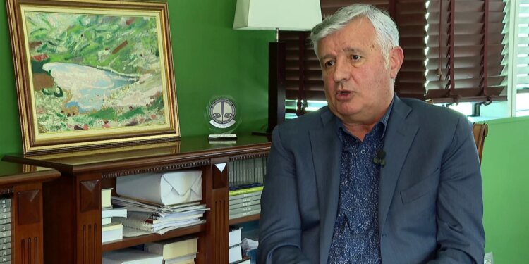Bojkoti bllokon gjyqin e Veliajt; GJKKO gjobit avokatët, bojkoti përfshin masat e sigurisë