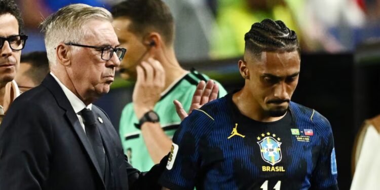 Brazili, Ancelotti turbullon Barcelonën dhe grumbullon Raphinhan për dy ndeshje miqësore