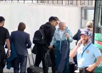 Çështja Cristiano Ronaldo: tension në aeroport, fyerje ndaj trajnerit, skuadra e Portugalisë shoqërohet nga policia