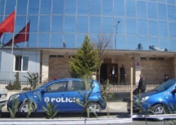 Dëshmia autorit të Bathores: Shefqeti kishte shtyrë dhe goditur prindërit e mi; u nxeha, i qëllova me pistoletë