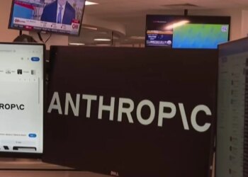 Detaje nga padia ndaj Character.AI: Chatbotët dyshohen se nxitën vetëlëndimin te fëmijët