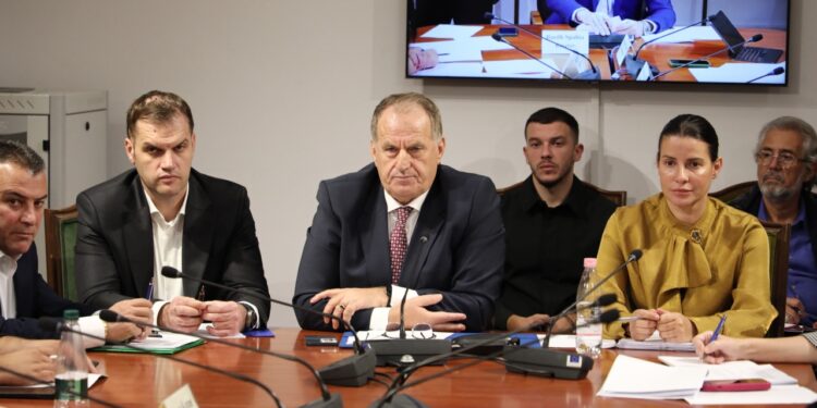 Detajet/ Ndërtimet pa leje, AAPSK: Shteti do t’i përfundojë objektet e konfiskuara e më pas t’ua dorëzojë pagesuesve