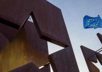 Do të dërgohen personat që kanë… Bashkimi Europian jep dritë jeshile për qendra dëbimi në vende të treta