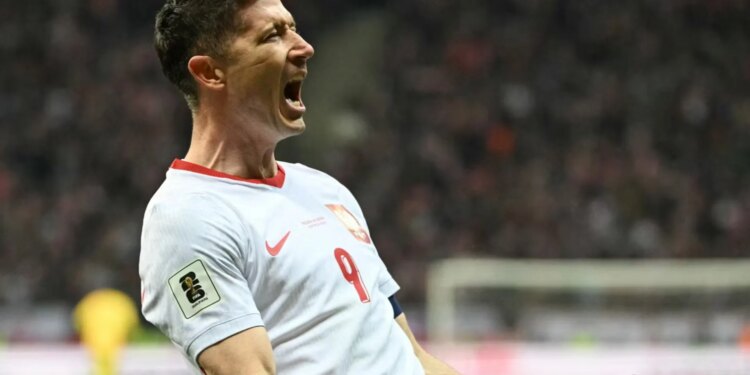 Doja të fitoja trofe, Lewandowski thumbon Arsenalin: Po të kisha ardhur, nuk do të kishit pritur kaq gjatë
