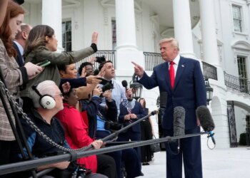 Drejtësia e SHBA heton ABC, CBS, CNN, Fox News, NBC për shkelje të mundshme antitrust; përplasje me Trump