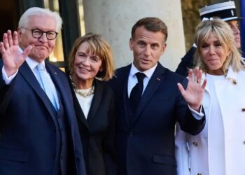 Dy evropianë në prag të lamtumirës: Steinmeier dhe Macron takohen në Francë
