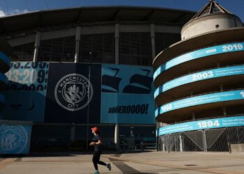 E bujshme: Manchester City u shpall fajtor, Federata Angleze paralajmëron masa ndaj klubit