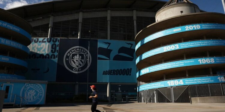 E bujshme: Manchester City u shpall fajtor, Federata Angleze paralajmëron masa ndaj klubit