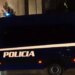 Efektivët drejtohen në qendër të Tiranës; shumë makina policie në sheshin Skënderbej, disa protestues shoqërohen
