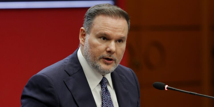 Ervin Demo nga Italia paralajmëron masa për sigurinë publike: Protesta nuk justifikon dhunën