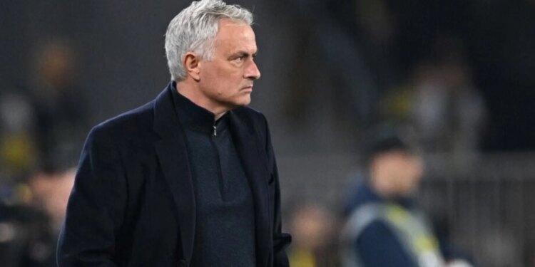 Falet vetëm nëse është një rast klinik — Mourinho kundër Tebas që paralelizoi ankesat e Realit me propagandën naziste