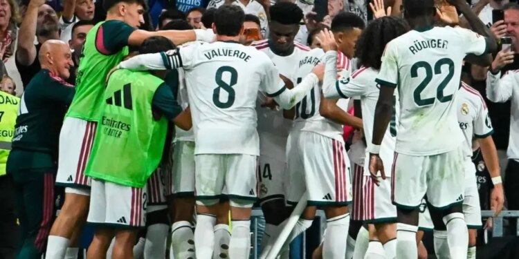 Fitore mes drithërimash në Bernabéu, Real Madrid mposht Villarrealin me 10 lojtarë