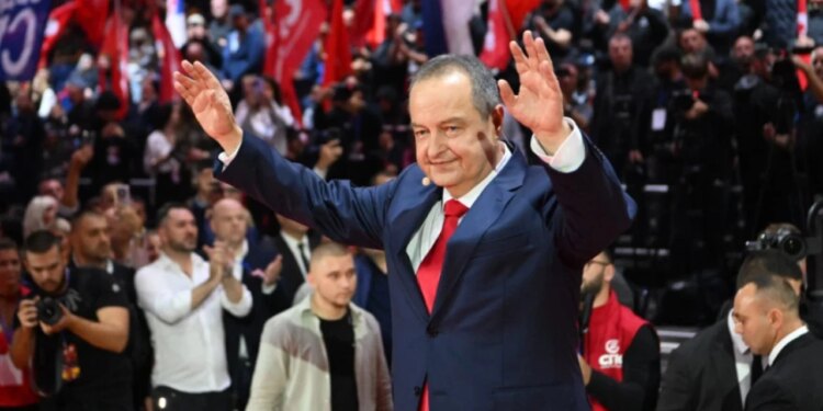 Flamuri serb do të valëvitet në Prizren — Daçiç: Ishte kryeqyteti ynë, guxojmë sepse Kosovën e mbrojtëm me luftë
