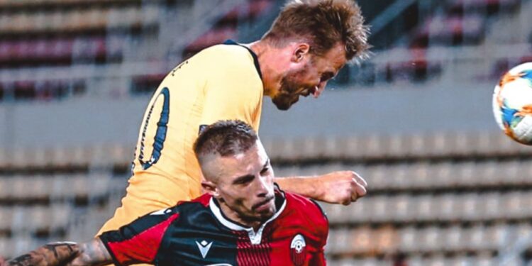 Foto/ Klubi shqiptar uron sulmuesin anglez Harry Kane për Topin e Artë: Krenarë që rrugët tona u kryqëzuan