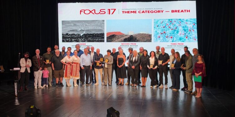 Fotografia ndërkombëtare në Shqipëri: festivali sjell ekspozita dhe aktivitete me artistë nga 50 vende