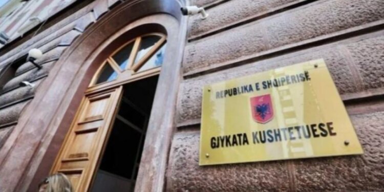 Gjykata Kushtetuese kalon në seancë kërkesën e magjistratëve për çështjen e pagave