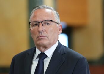Hamza: Kemi mbledhur nënshkrimet për seancë të jashtëzakonshme, ligji për Specialen duhet të votohet