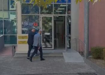 I akuzuar për shkelje të barazisë në tendera, ish-kreu i Autoritetit Rrugor Shqiptar paraqitet përsëri në SPAK