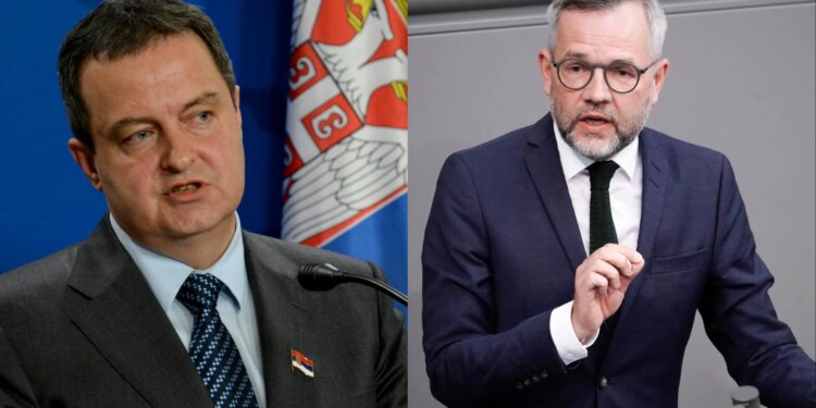 Ish-ministri gjerman reagon Daçiç: Flamuri serb në Prizen; rruga çon në luftë, BE s'jep më para për Serbinë