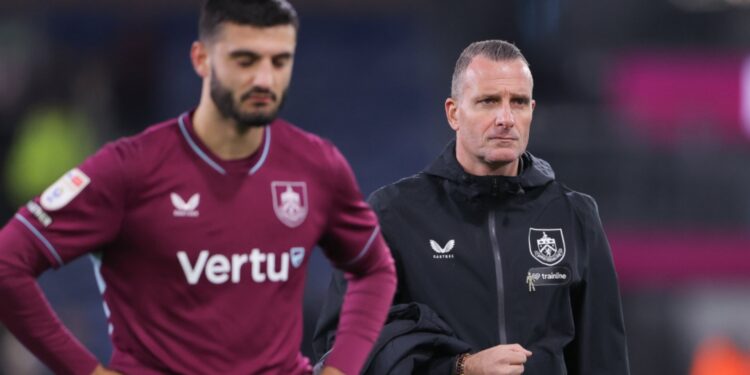 Ish trajneri i Burnley shpreh shqetësim për sulmuesin e Kombëtares pas dëmtimit të fundjavës