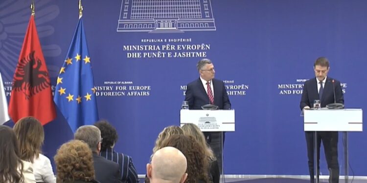 Kemi ndërprerë marrëdhëniet diplomatike me Iranin — Hoxha në takim me homologun izraelit Sa’ar: Njerëzit tanë ndihen të sigurt