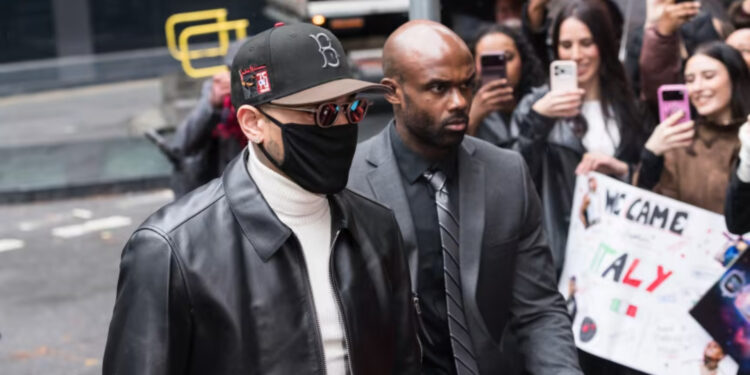 Këngëtari R&B Chris Brown shmang burgun, dënohet për sulmin me shishe qelqi në Londër