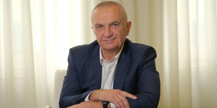 Konflikti mes GJKKO-së dhe Dhomës së Avokatisë, reagon Ilir Meta: Kuvendi dhe KLGJ heshtin, këtu ka regji politike