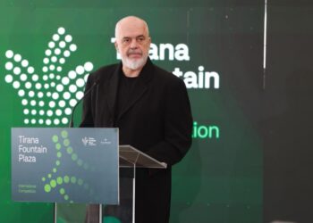 Konkurs ndërkombëtar për Tirana Fountain Tower: 5 studio garojnë; Rama përgjigjet kritikëve: Nuk bëjmë atë që Europa s'lejon