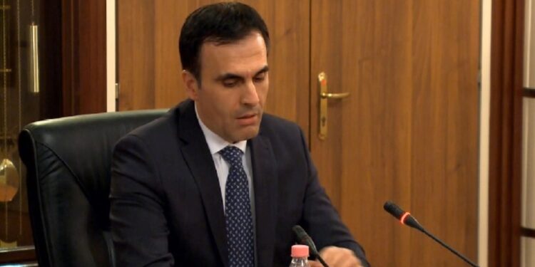 Kryeprokurori Çela kërkon zgjidhje përfundimtare për pagat e magjistratëve: Duhet dialog real