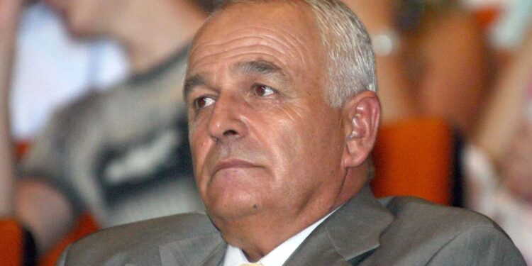Kush ishte Bashkim Zeneli: nga themelues i PS-së te diplomat karriere