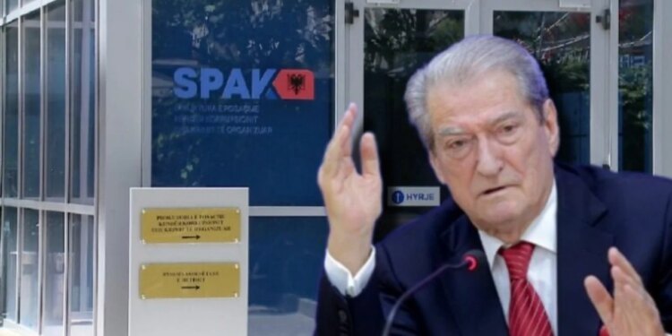 Kushtetuesja pranon pjesërisht kërkesën e Berishës; çështja rikthehet në Gjykatën e Lartë