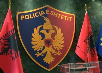 LAJM I FUNDIT: Mesazhe kërcënuese Sot bombë në disa ndërtesa, kjo është vetëm fillimi, reagon Policia e Shtetit
