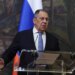 Lavrov paralajmëron përshkallëzim të luftës në Ukrainë dhe akuzon Evropën se kërkon rol në negociata