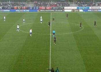Live: Finlandë–Shqipëri, starton dueli për vendin e parë në Helsinki; kuqezinjtë kërkojnë të blindojnë kreun e grupit