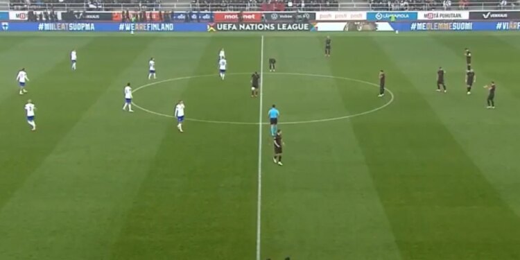 Live: Finlandë–Shqipëri, starton dueli për vendin e parë në Helsinki; kuqezinjtë kërkojnë të blindojnë kreun e grupit