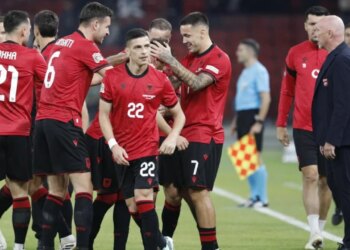Live Shqipëri-San Marino: Miqtë rrezikojnë portën kuqezi, pjesën e parë vendos Asllani (Video)