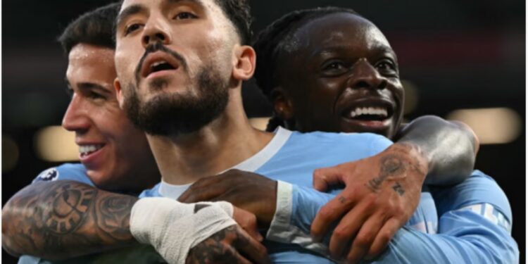 Manchester City vazhdon të jetë i pandalshëm, duke i dhënë një leksion Liverpoolit në Anfield