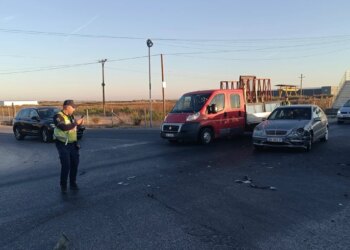Mëngjesi në Lushnjë nis me aksident: përplasen dy automjete në autostradë